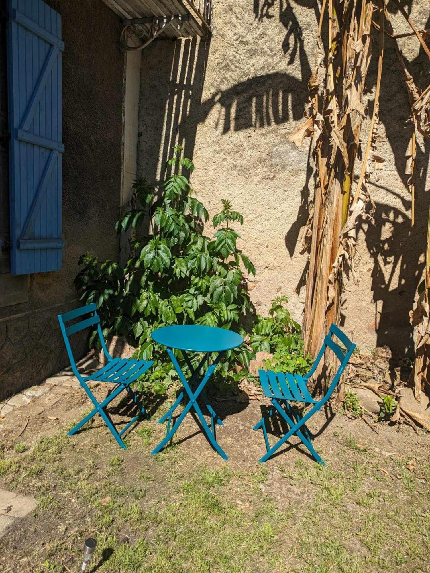 Chez Cerise Bed & Breakfast Tournay Exterior photo